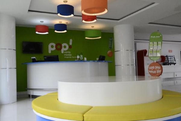 POP! Hotel Hardys Singaraja Square